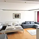 Corso Home,